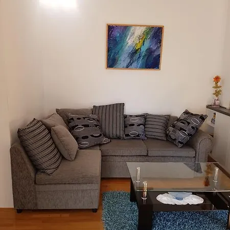 Apartment Viola *
